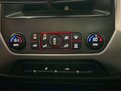 Used 2016 GMC Sierra 1500 SLE w/ SLE Value Package RWD image 17