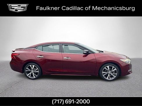 Used 2016 Nissan Maxima 3.5 SL w/ Interior Lighting Package FWD image 3