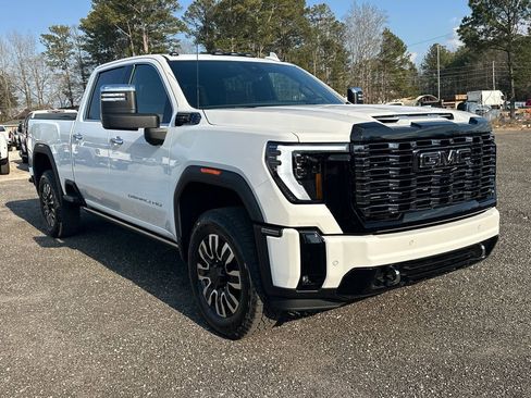 New 2026 GMC Sierra 2500 Denali Ultimate image 4