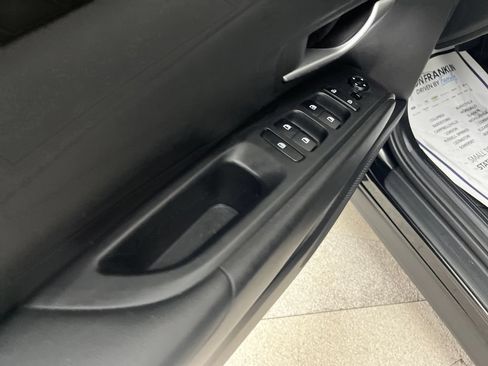 Used 2024 Hyundai Tucson SE AWD/4WD image 10