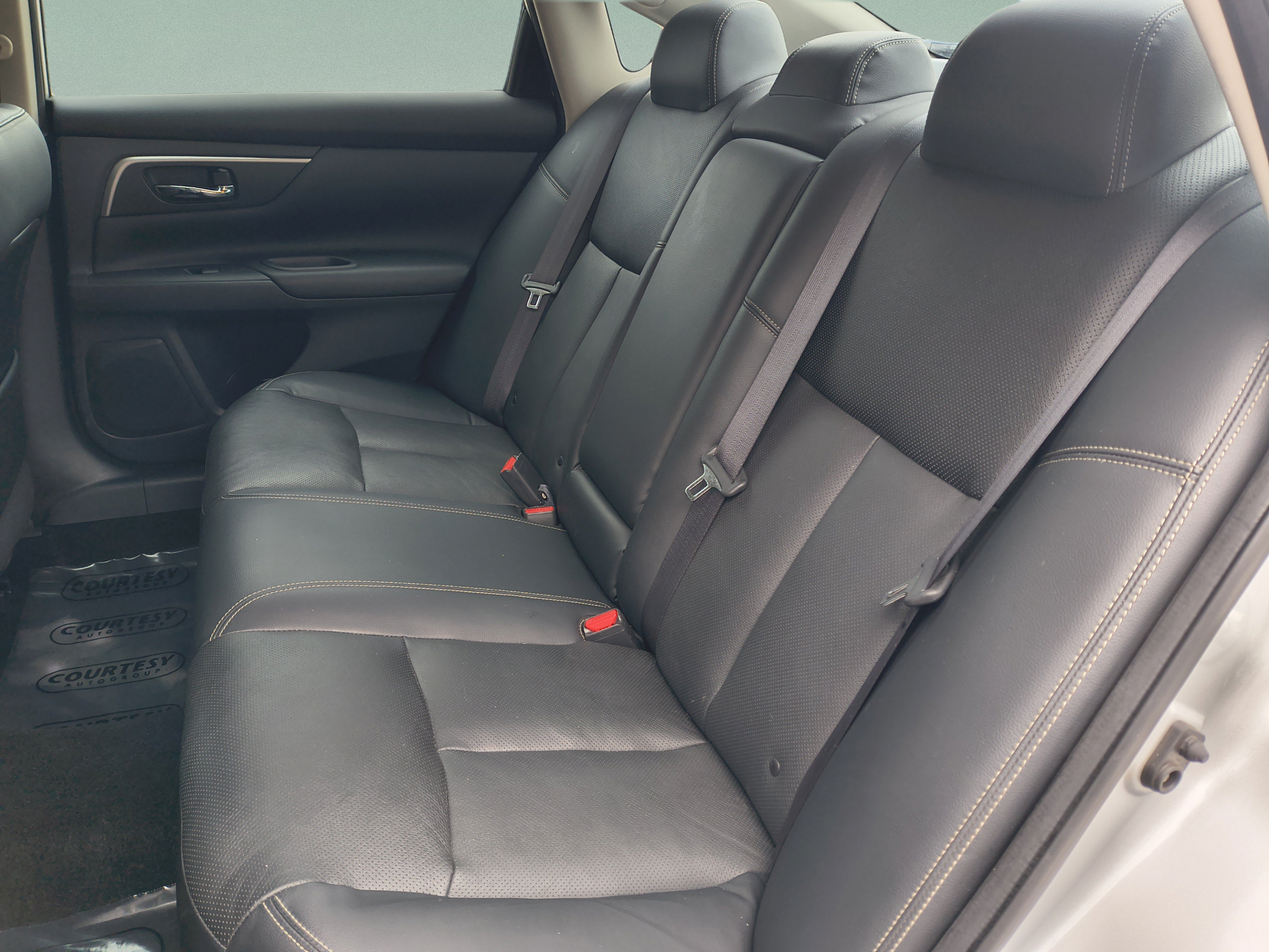 Used 2018 Nissan Altima 2.5 SL FWD image 18