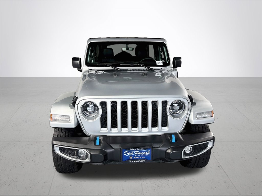 Used 2023 Jeep Wrangler Unlimited Sahara w/ Cold Weather Group AWD/4WD image 3