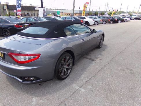 Used 2015 Maserati GranTurismo Convertible image 51