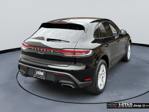 Used 2024 Porsche Macan AWD/4WD image 5