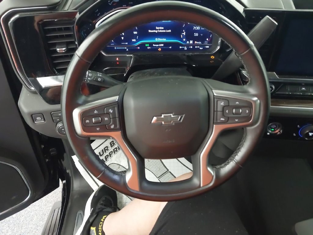 Used 2024 Chevrolet Silverado 1500 RST w/ Dark Appearance Package AWD/4WD image 6