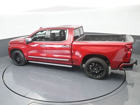Used 2024 Chevrolet Silverado 1500 High Country w/ Technology Package image 57