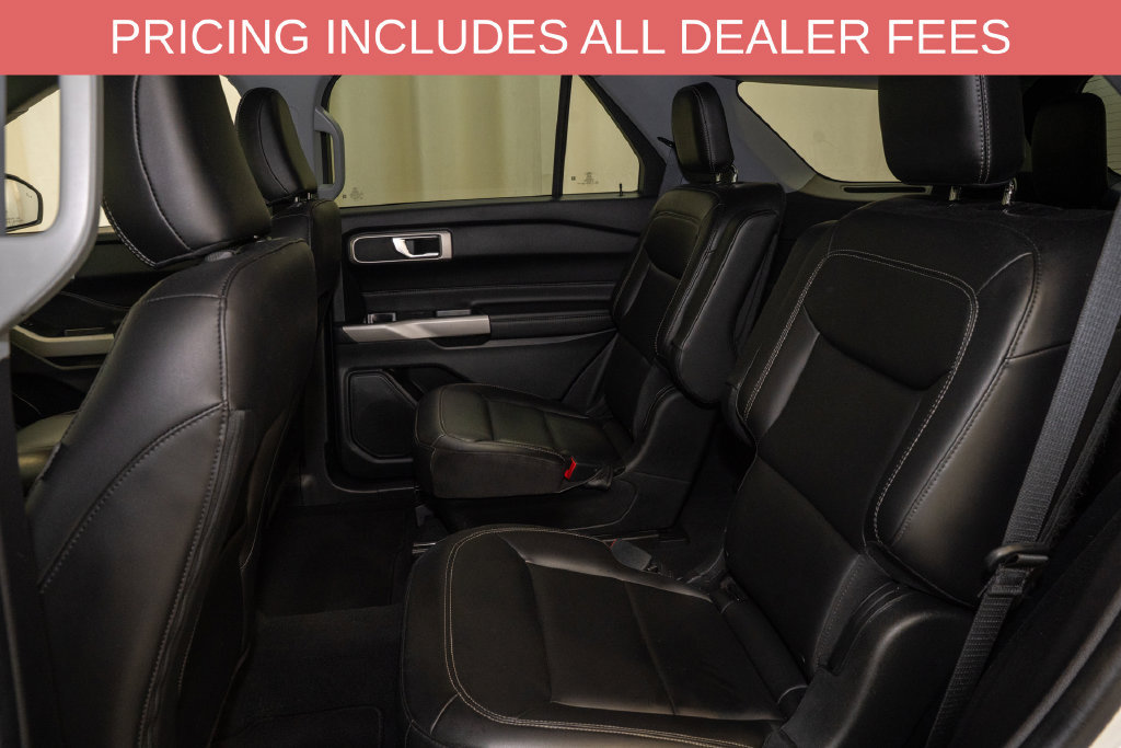 Used 2022 Ford Explorer XLT w/ Equipment Group 202A RWD image 8