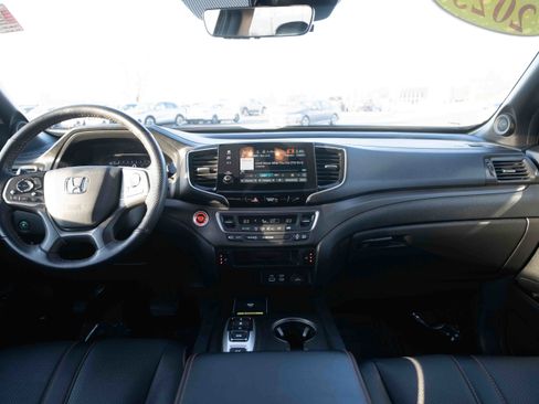 Certified 2024 Honda Passport TrailSport image 20