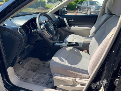 Used 2010 Nissan Rogue SL w/ Premium Pkg image 12