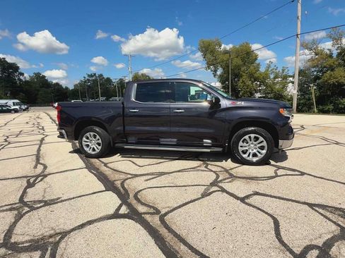 Used 2023 Chevrolet Silverado 1500 LTZ AWD/4WD image 9