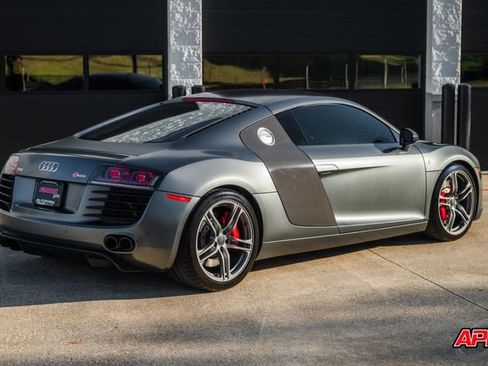 Used 2012 Audi R8 V8 image 70