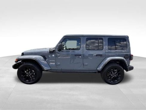 Used 2024 Jeep Wrangler Unlimited Sahara AWD/4WD image 3