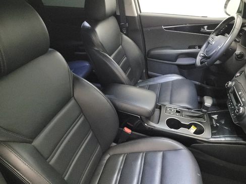 Used 2020 Kia Sorento SX image 21