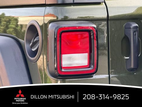 Used 2022 Jeep Wrangler Unlimited Sport AWD/4WD image 26