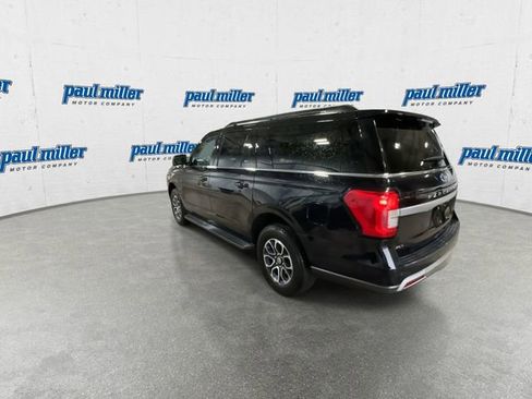 Used 2024 Ford Expedition Max XLT image 9