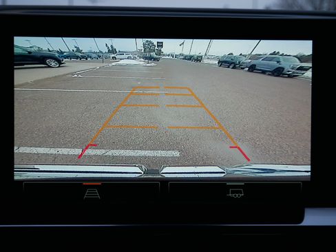 Used 2024 GMC Sierra 1500 Elevation image 19