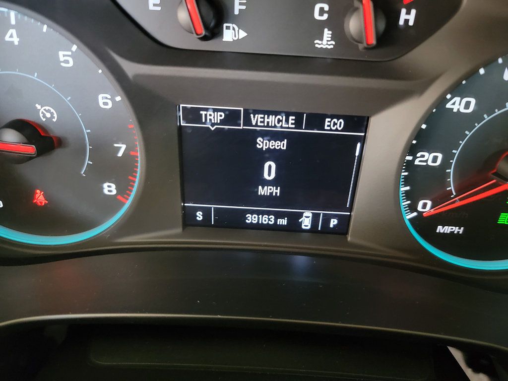 Used 2025 Chevrolet Malibu LT FWD image 15