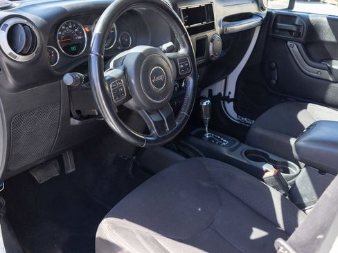 Used 2015 Jeep Wrangler Unlimited Sport w/ Connectivity Group image 11