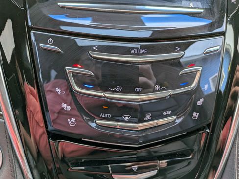 Used 2017 Cadillac Escalade Platinum AWD/4WD image 86