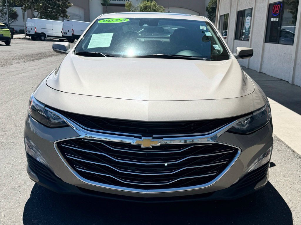 Used 2024 Chevrolet Malibu LT FWD image 9