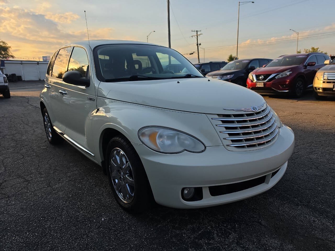 Used 2006 Chrysler PT Cruiser Limited FWD image 5