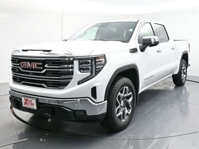 New 2026 GMC Sierra 1500 SLT w/ SLT Convenience Package