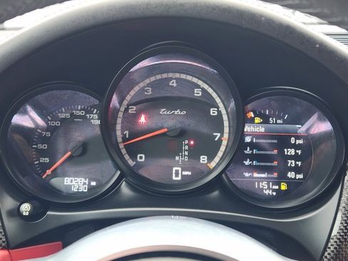 Used 2018 Porsche Macan Turbo image 15