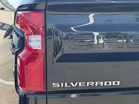 Used 2020 Chevrolet Silverado 1500 RST w/ Texas Edition RWD image 6