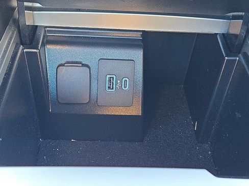 Used 2022 Ford Explorer ST w/ Equipment Group 401A image 25