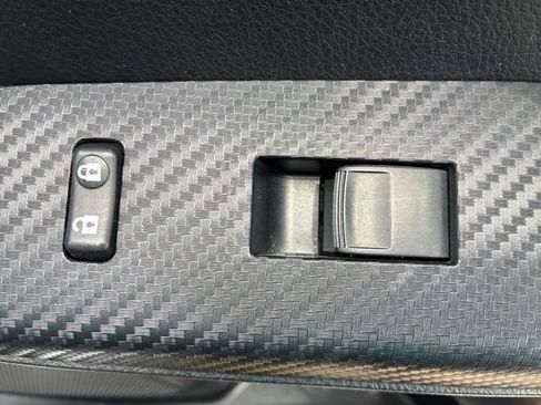 Used 2015 Toyota RAV4 Limited w/ Outdoor Package AWD/4WD image 25