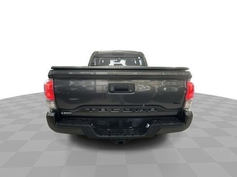 Used 2020 Toyota Tacoma TRD Sport image 7