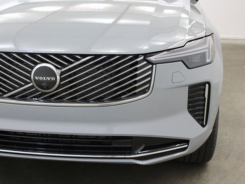 New 2026 Volvo XC90 B6 Plus w/ Protection Package Premier image 8