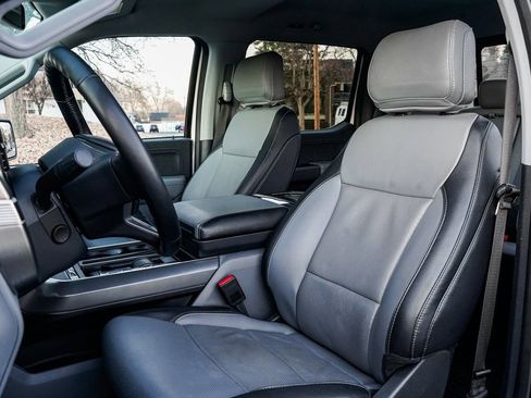 Used 2022 Ford F150 Lariat w/ Equipment Group 502A High image 17