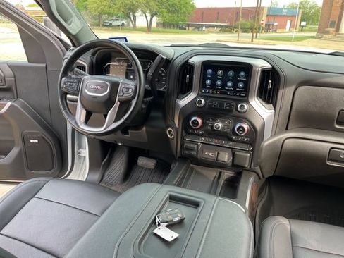 Certified 2022 GMC Sierra 2500 SLT w/ SLT Premium Package AWD/4WD image 38