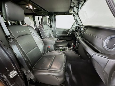 Used 2021 Jeep Wrangler Sahara image 29