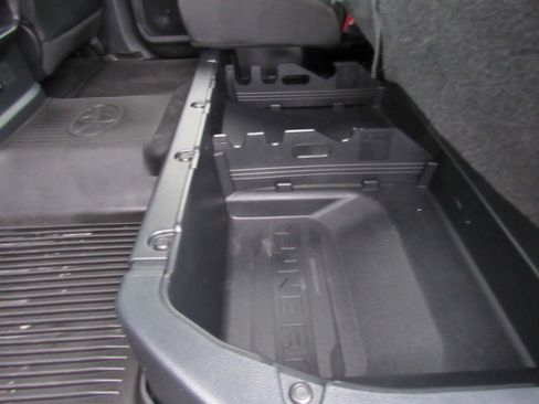 Used 2024 Toyota Tundra Limited image 41