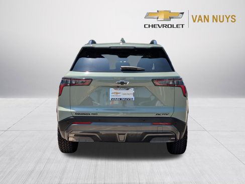 Used 2026 Chevrolet Equinox ACTIV AWD/4WD image 6