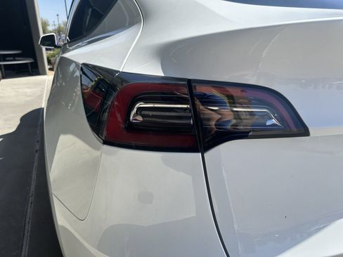 Used 2023 Tesla Model Y Long Range image 12