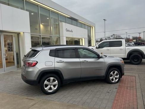 Used 2018 Jeep Compass Latitude w/ Popular Equipment Group image 8