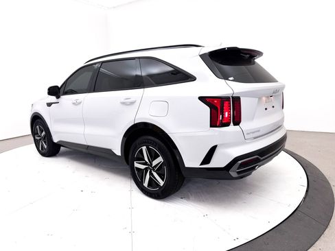 Used 2023 Kia Sorento S w/ Panoramic Sunroof Package FWD image 18