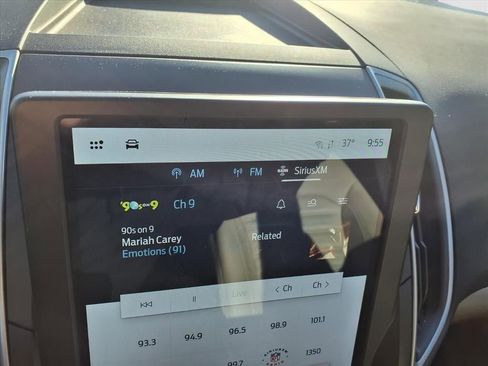 Used 2024 Ford Edge SEL w/ Convenience Package image 12