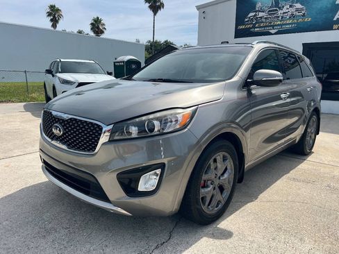 Used 2016 Kia Sorento SX FWD image 1