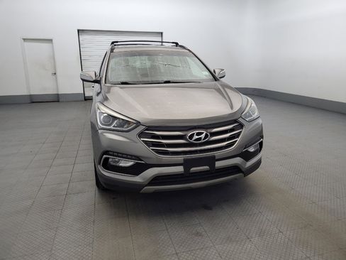 Used 2018 Hyundai Santa Fe Sport image 14