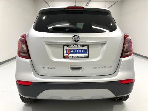 Used 2018 Buick Encore Preferred image 9