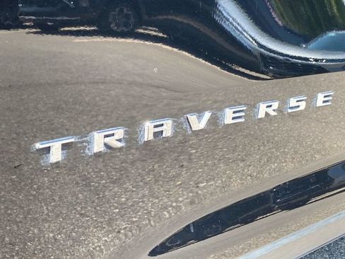 Used 2024 Chevrolet Traverse LS AWD/4WD image 12
