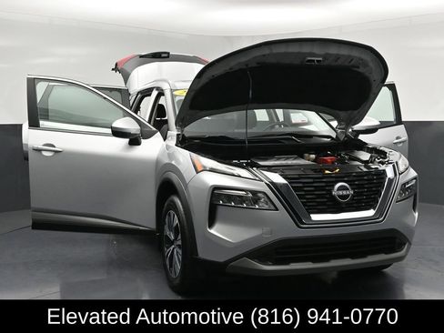 Used 2022 Nissan Rogue SV w/ SV Premium Package AWD/4WD image 35