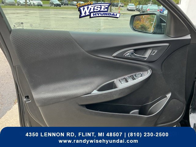 Used 2024 Chevrolet Malibu LT FWD image 17