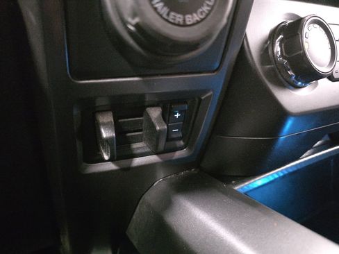 Used 2019 Ford F150 XLT w/ Equipment Group 302A Luxury image 29