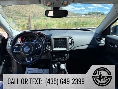 Used 2020 Jeep Compass Trailhawk w/ Cold Weather Group AWD/4WD image 30