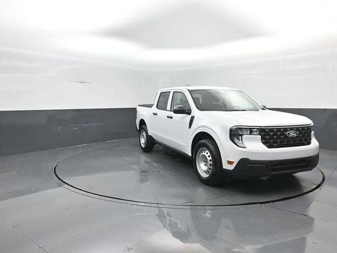 New 2026 Ford Maverick XL FWD image 3
